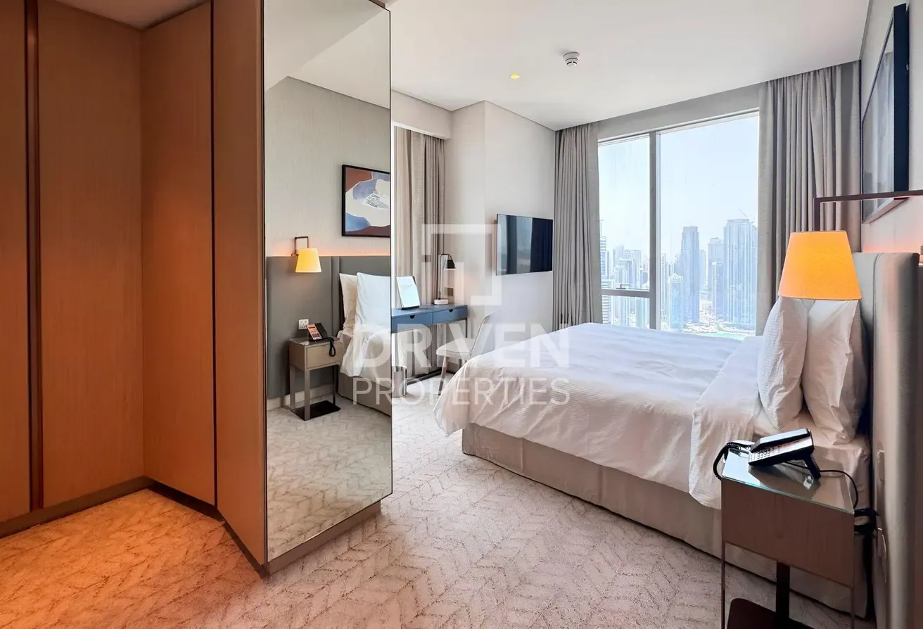 Luxury Living | Vacant | Stunning Burj View