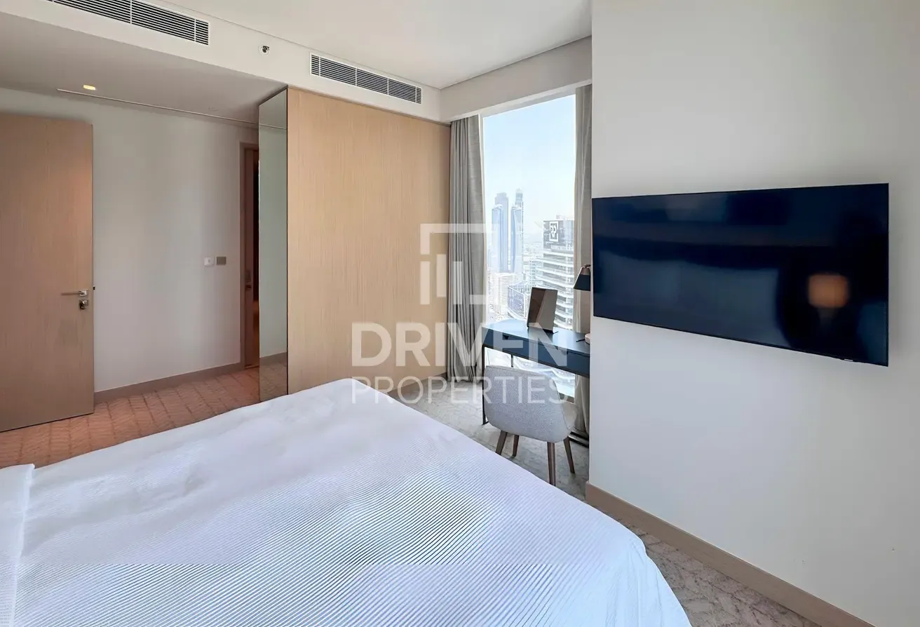 Luxury Living | Vacant | Stunning Burj View