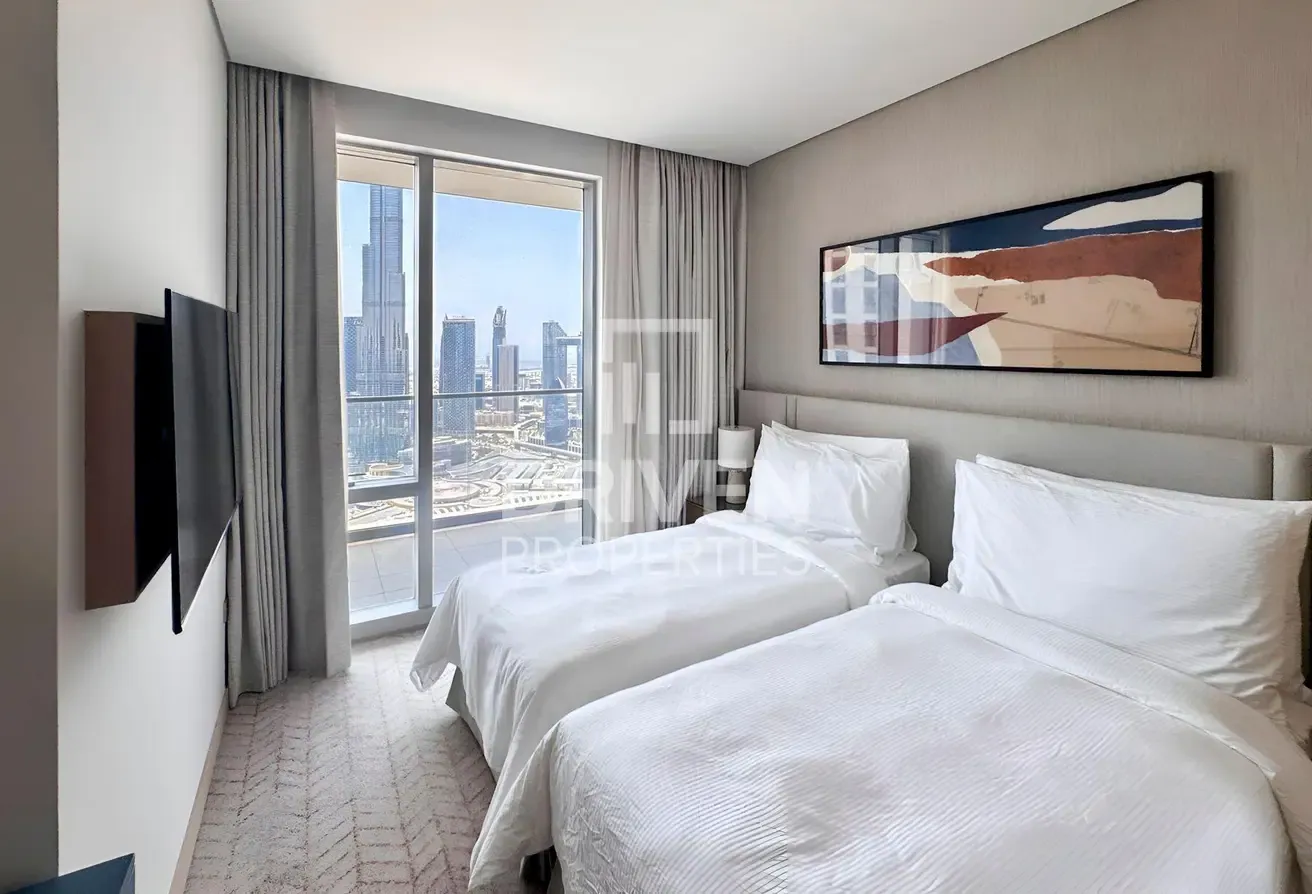 Luxury Living | Vacant | Stunning Burj View