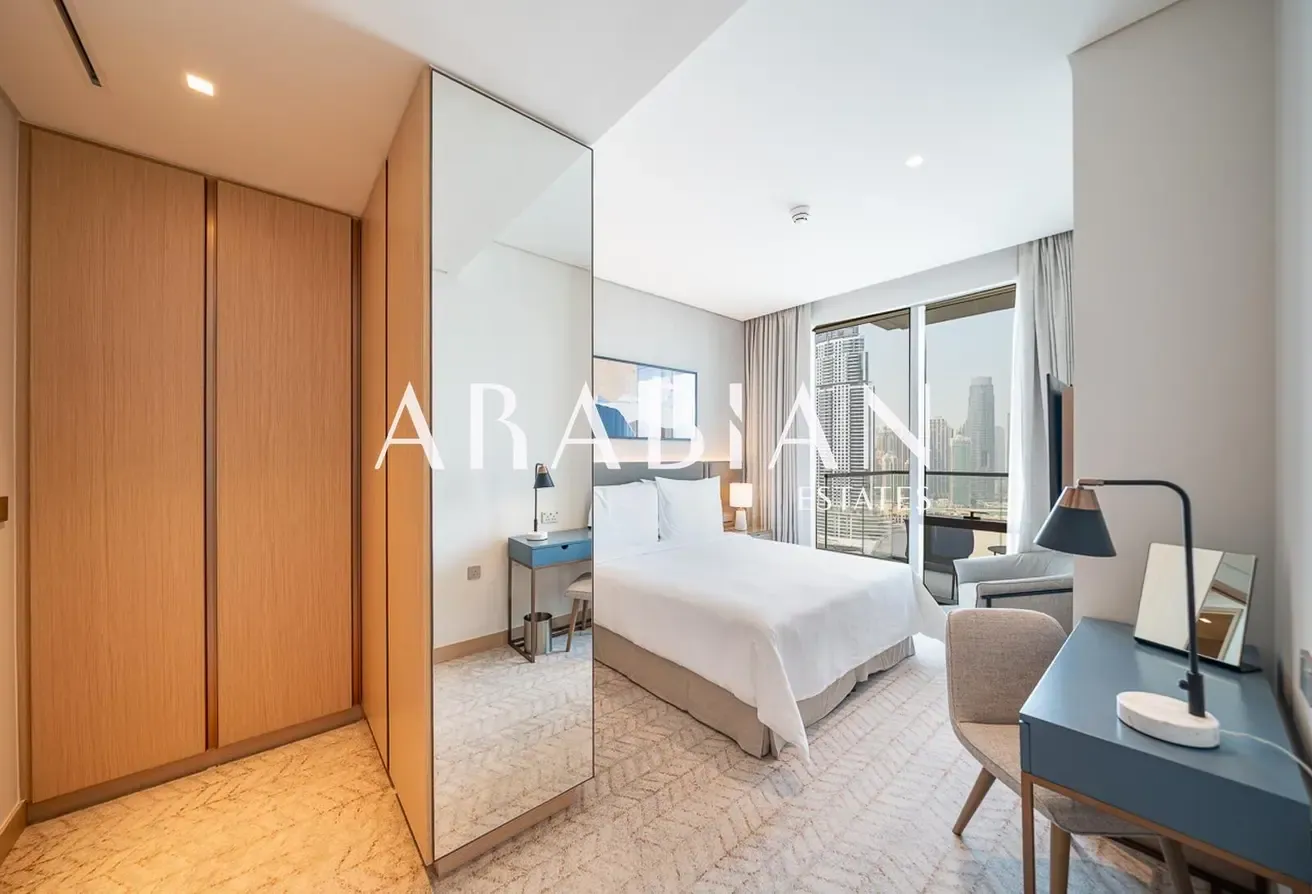 Burj Khalifa View | Maidsroom | Direct Mall Access