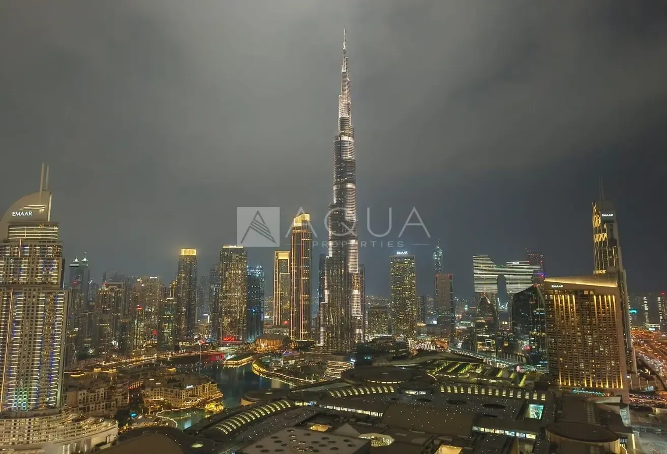 Full Burj & Fountain View | 3BR + Maid | Vida Dubai Mall