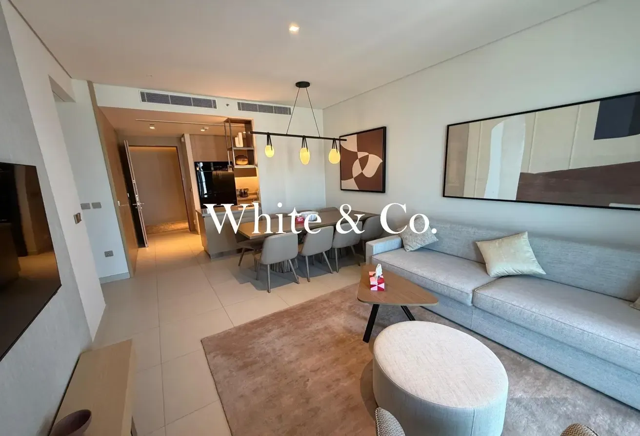 Burj Khalifa | Mall Access | Furnished
