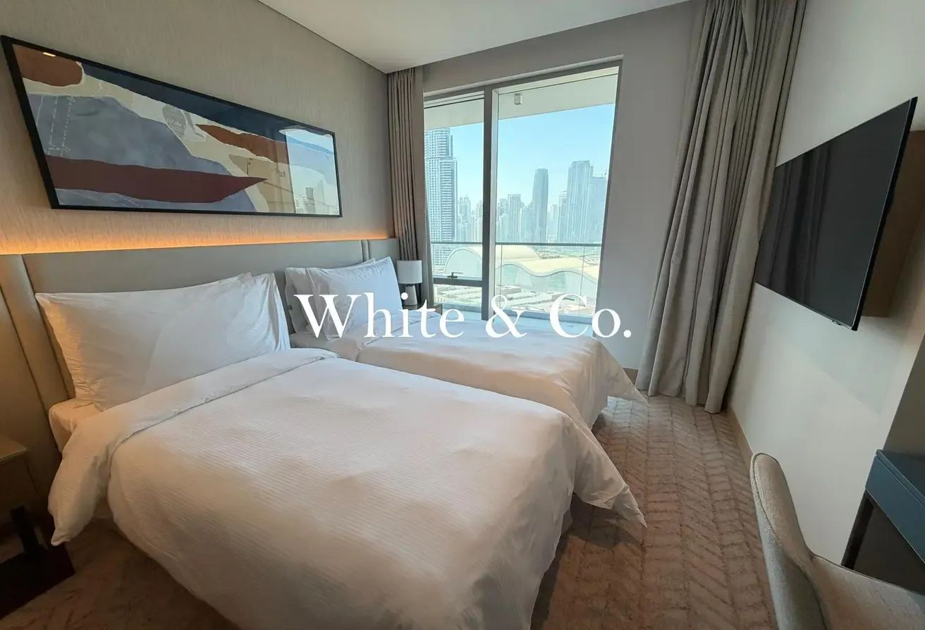 Burj Khalifa | Mall Access | Furnished