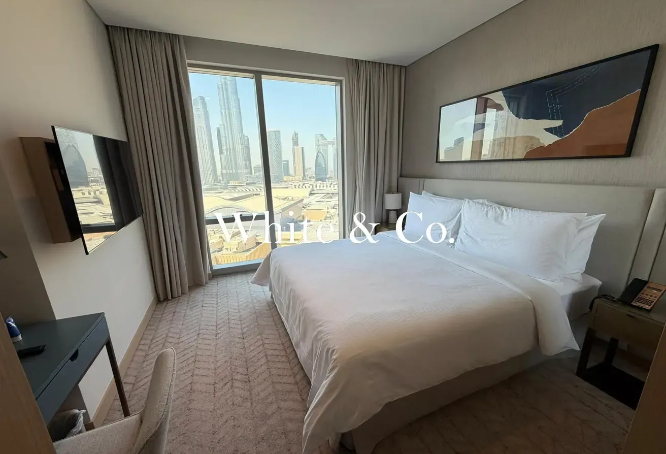 Burj Khalifa | Mall Access | Furnished