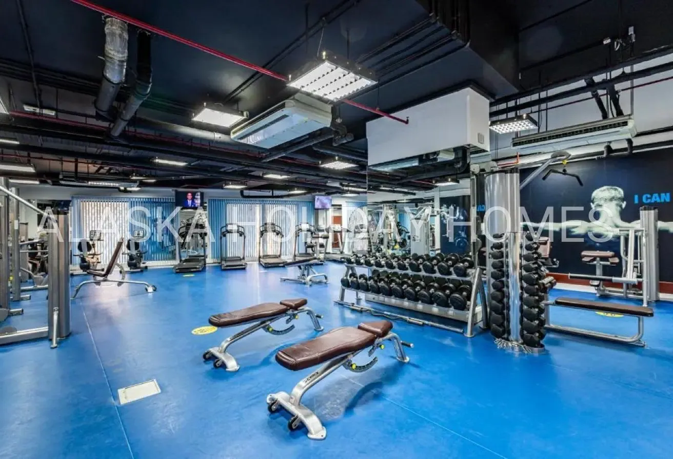 Near Public Transport | Great Amenities