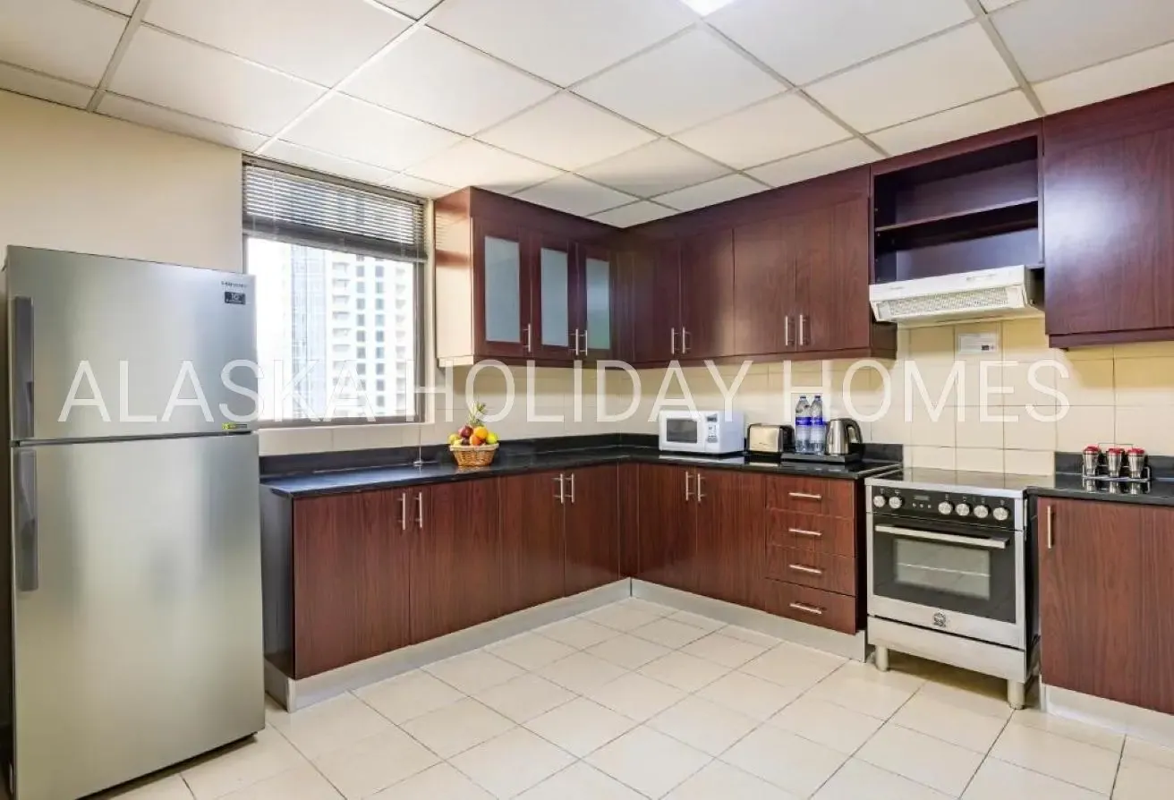 Spacious Beachside 3BR | Resort-Style Amenities