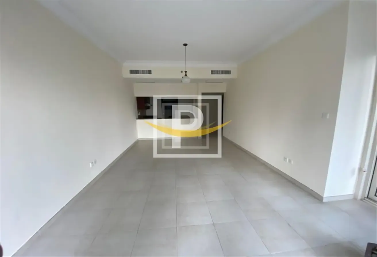 Lake Shore Tower|1BR Lake Facing Apt with Balcony