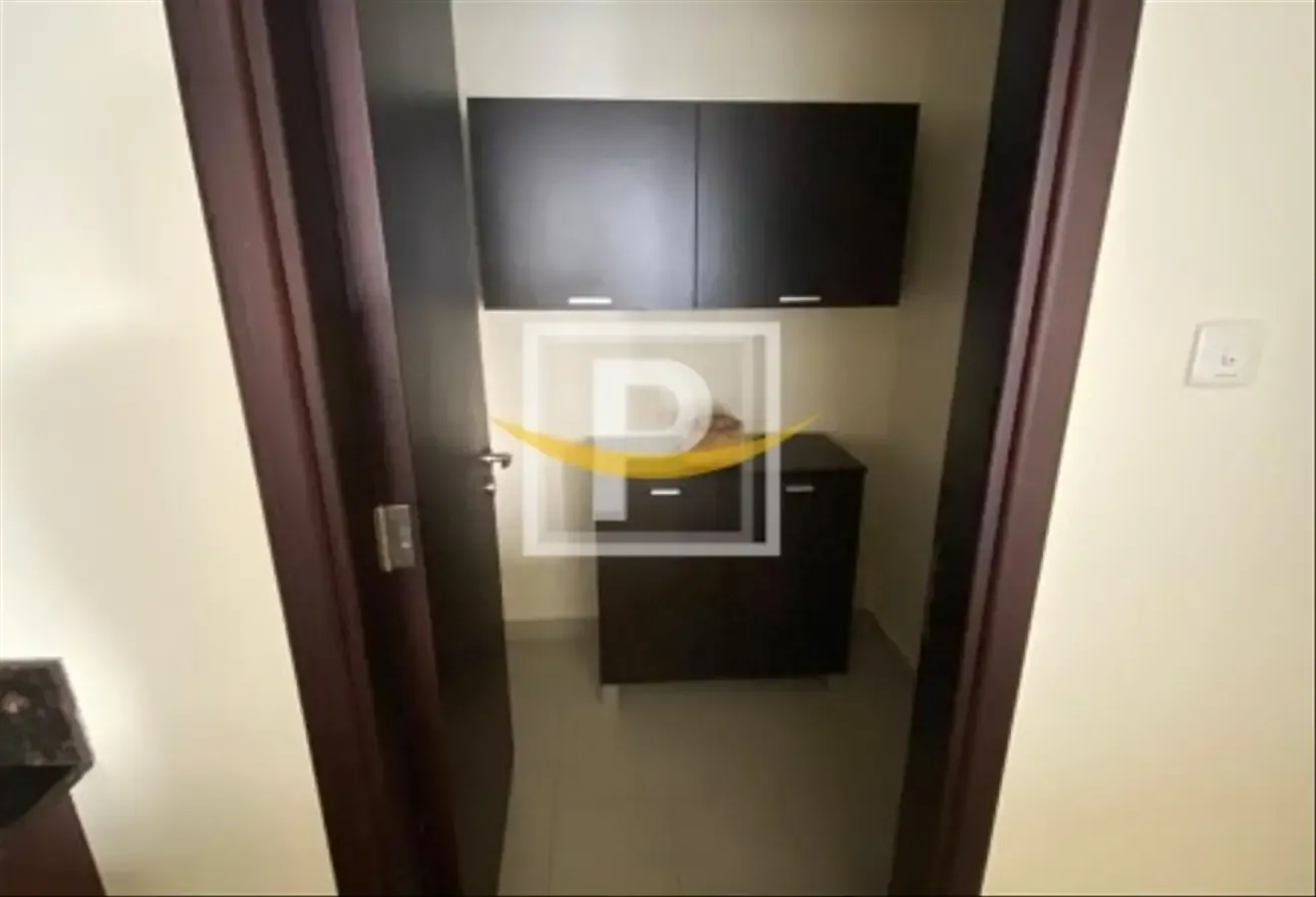 Lake Shore Tower|1BR Lake Facing Apt with Balcony