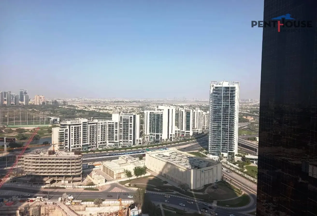Scenic Lake view | Close to metro I Mid  Floor