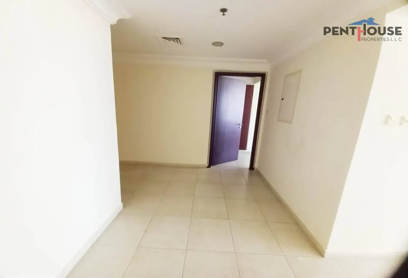 Scenic Lake view | Close to metro I Mid  Floor