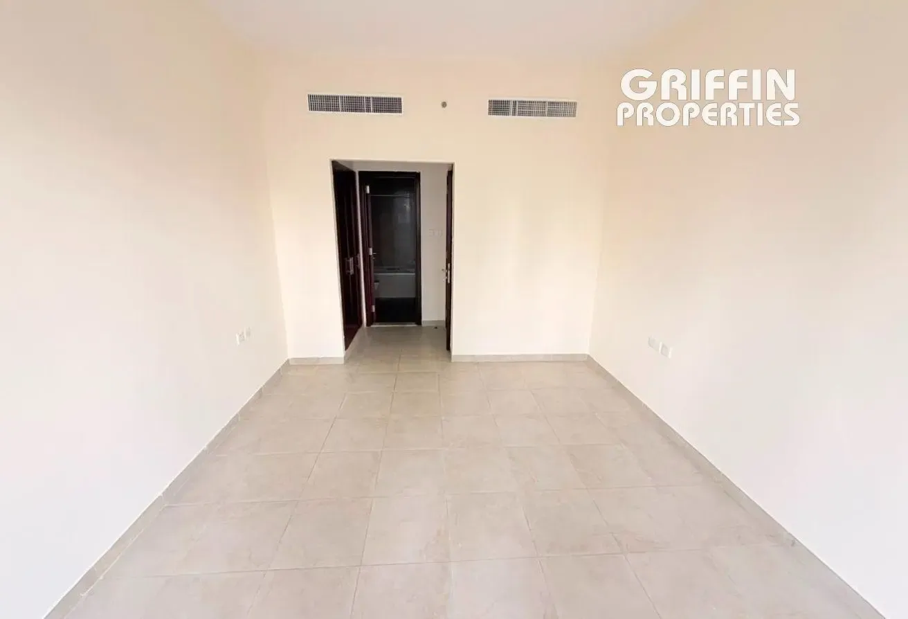 1BED+STORAGE | LAKE VIEW | HIGH FLOOR | BALCONY