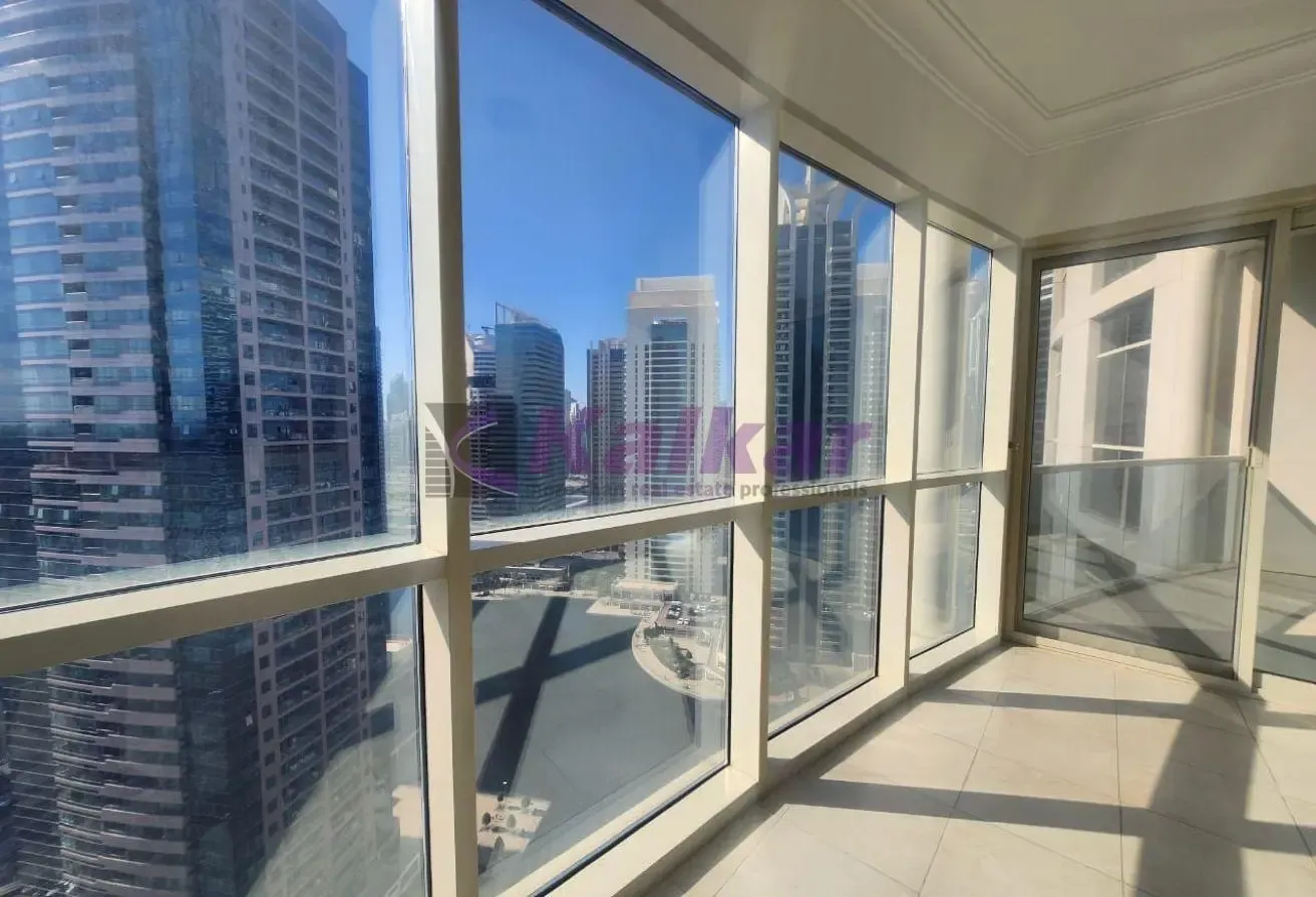 Lake view / Higher floor / With balcony