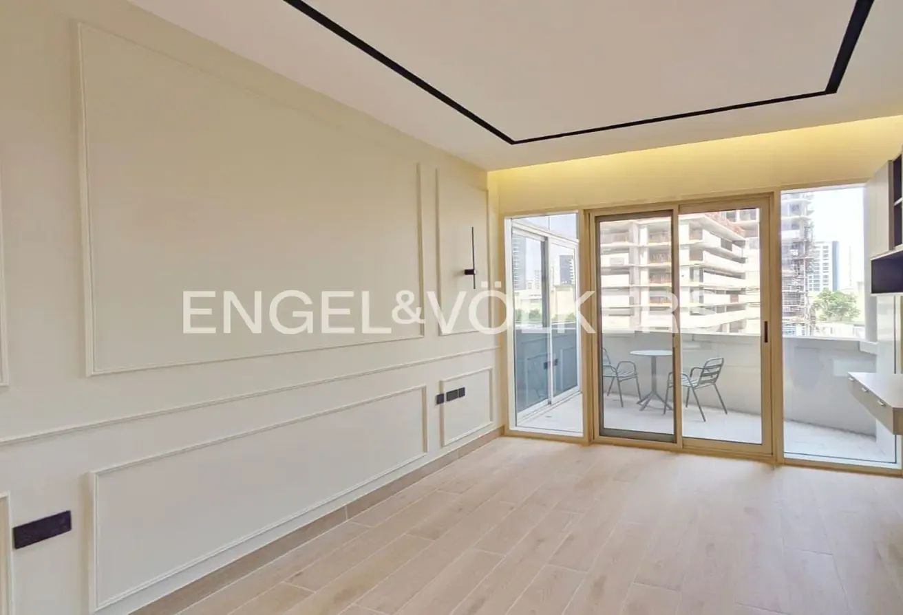 Renovated | Modern Finishes | White Goods Included