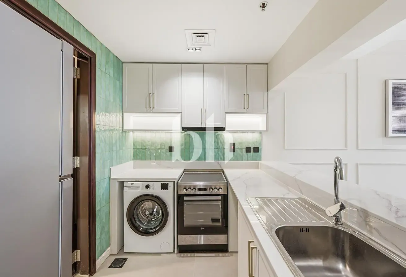 Premium 1BR Apartment | Community View | JLT