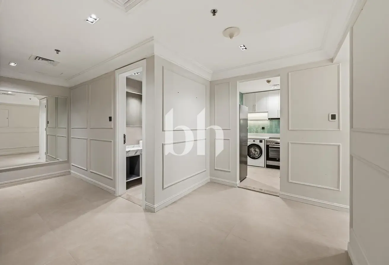 Premium 1BR Apartment | Community View | JLT