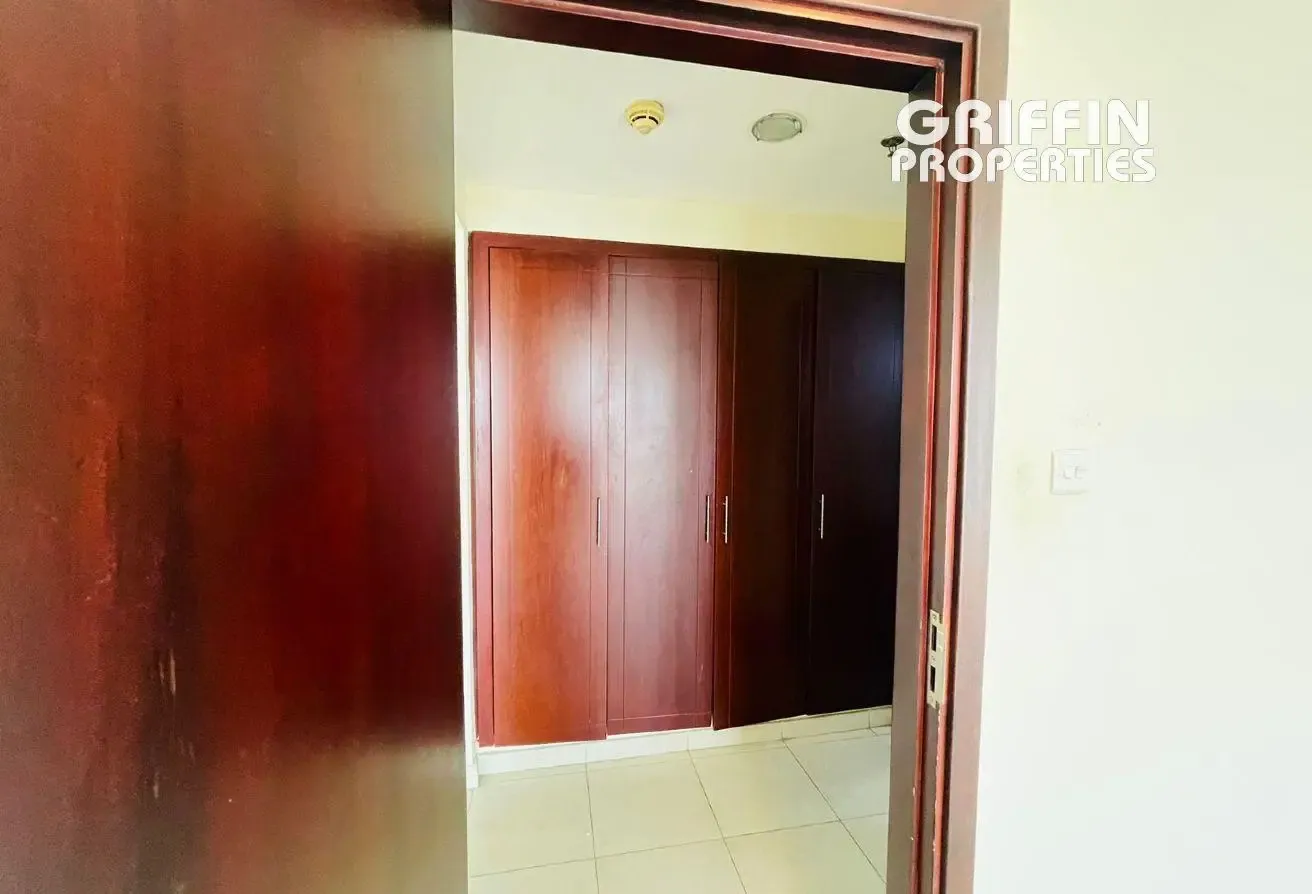 1BED | High Floor | Ready To Move | Unfurnished