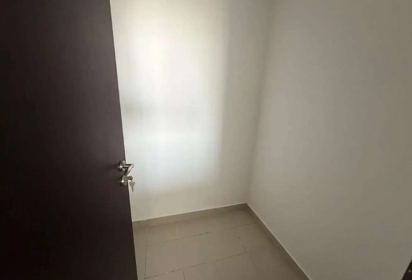 1BHK +Store| Ready to move| Hot Deal| With Balcony