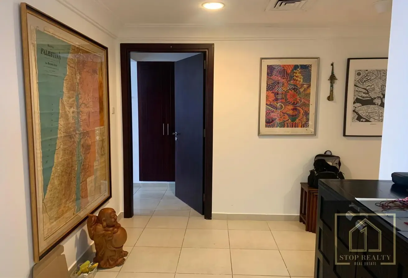 VACANT FROM 19TH AUG | 1BR + STORE | FULL GLASS WINDOWS | UNFURNISHED