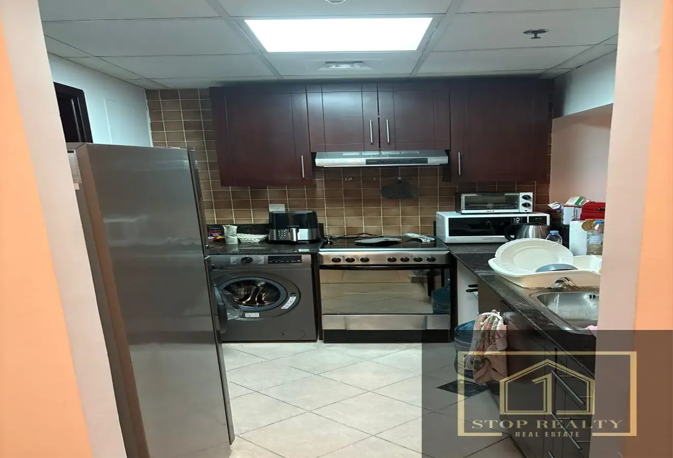 VACANT FROM 19TH AUG | 1BR + STORE | FULL GLASS WINDOWS | UNFURNISHED