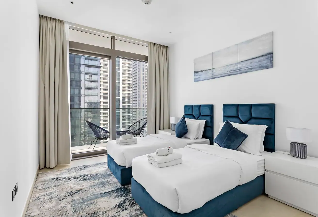Flexible Cancellation Terms | Next to Marina Walk