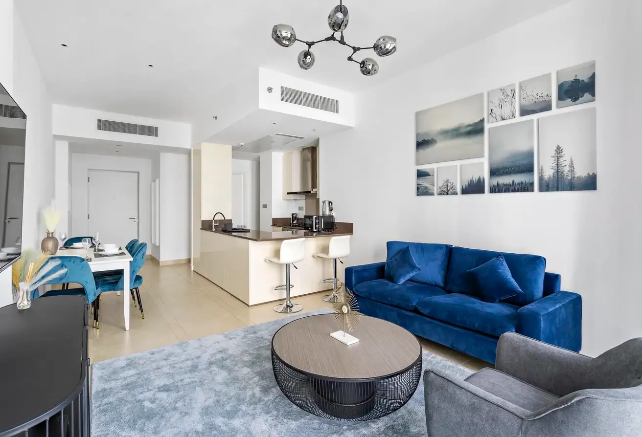 Flexible Cancellation Terms | Next to Marina Walk