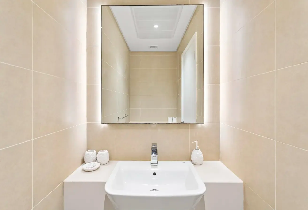 Flexible Cancellation Terms | Next to Marina Walk
