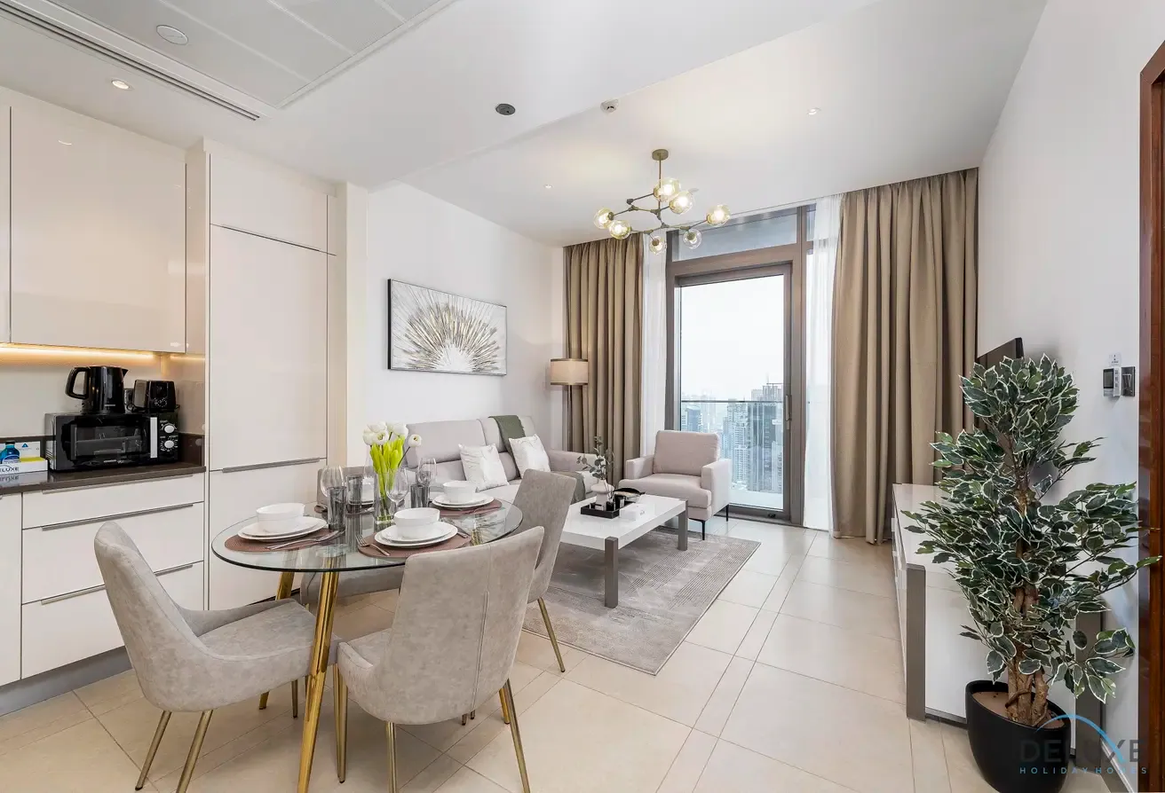 Premium | Panoramic City and Marina Views