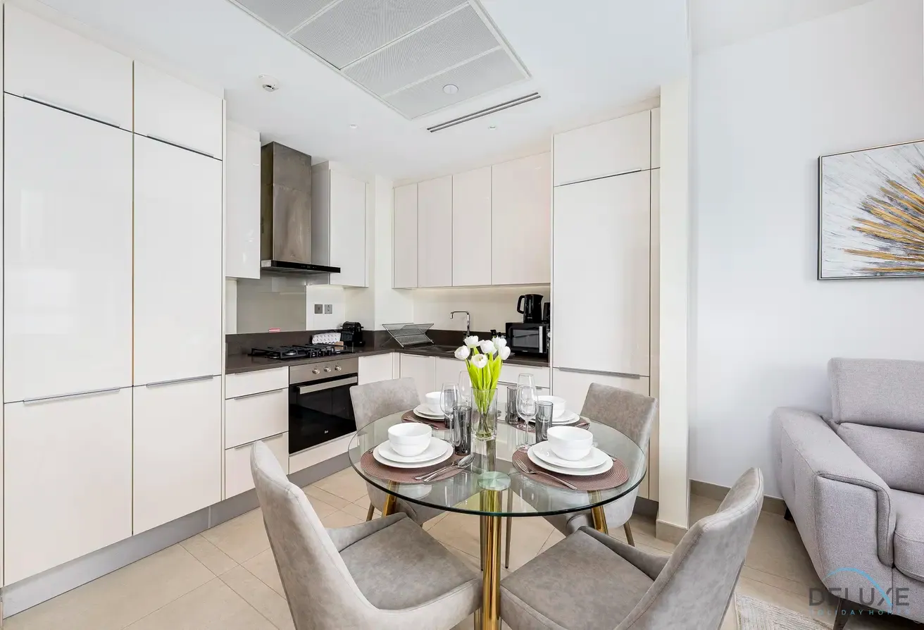 Premium | Panoramic City and Marina Views