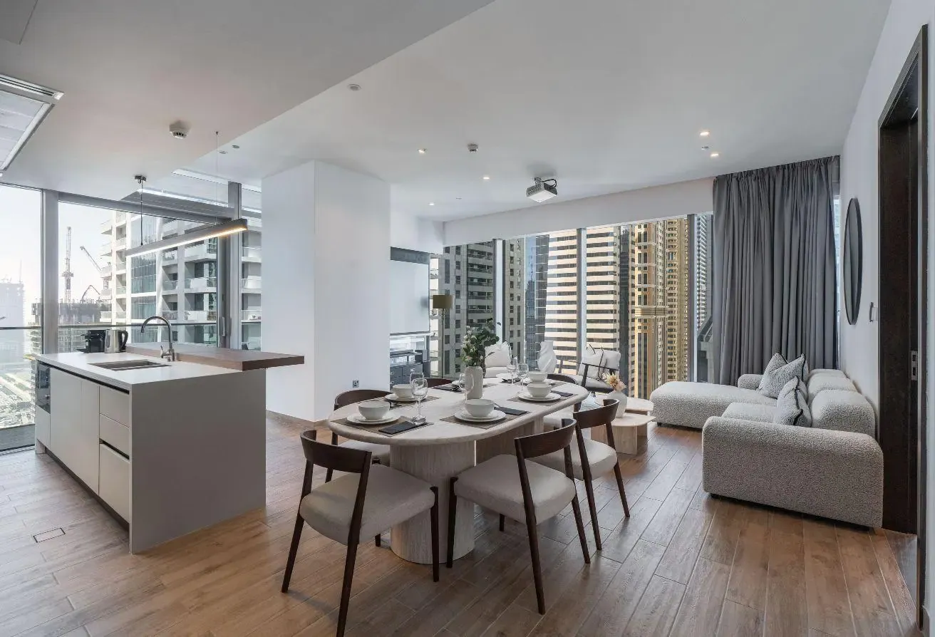 Marina Living | Great Amenities | Fully Equipped