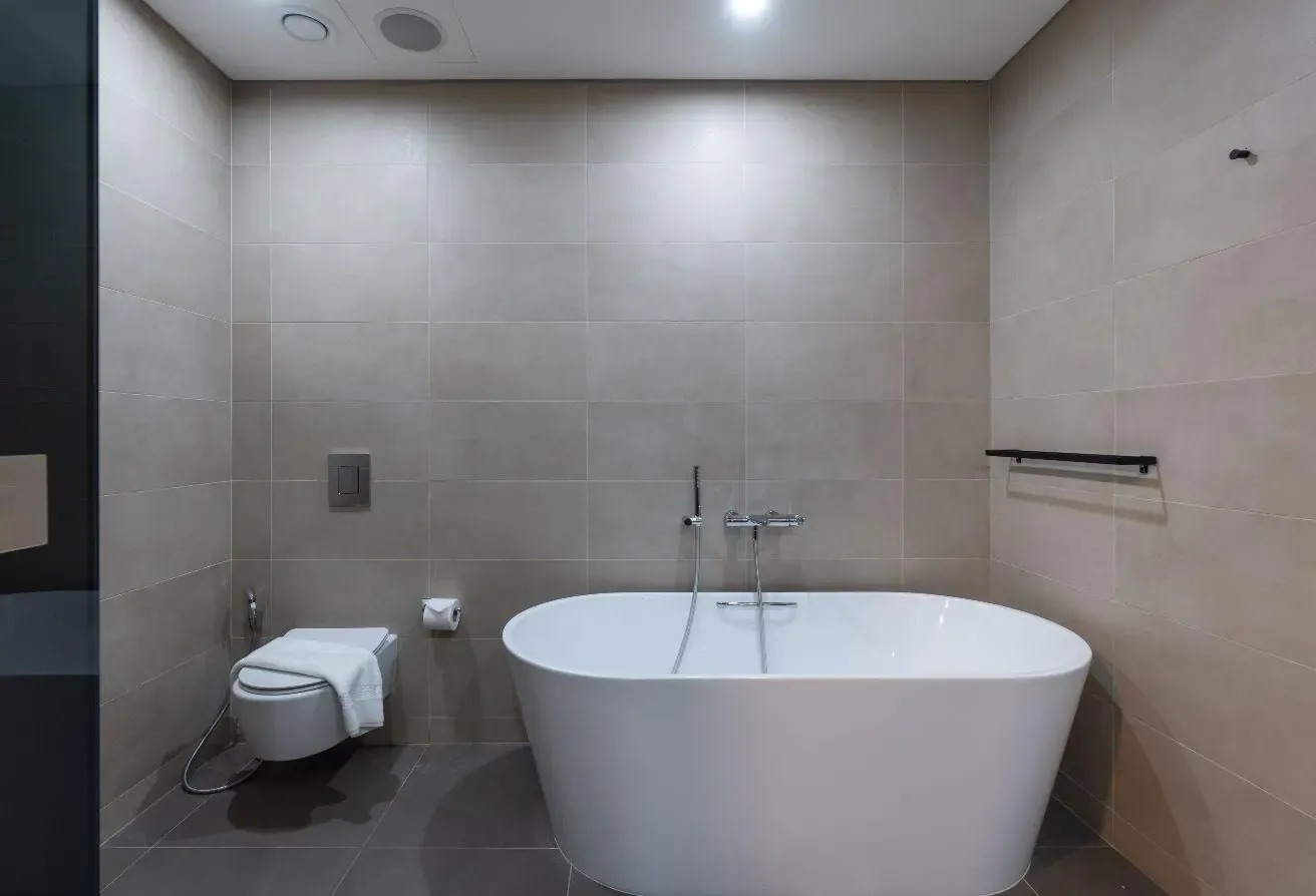 Marina Living | Great Amenities | Fully Equipped