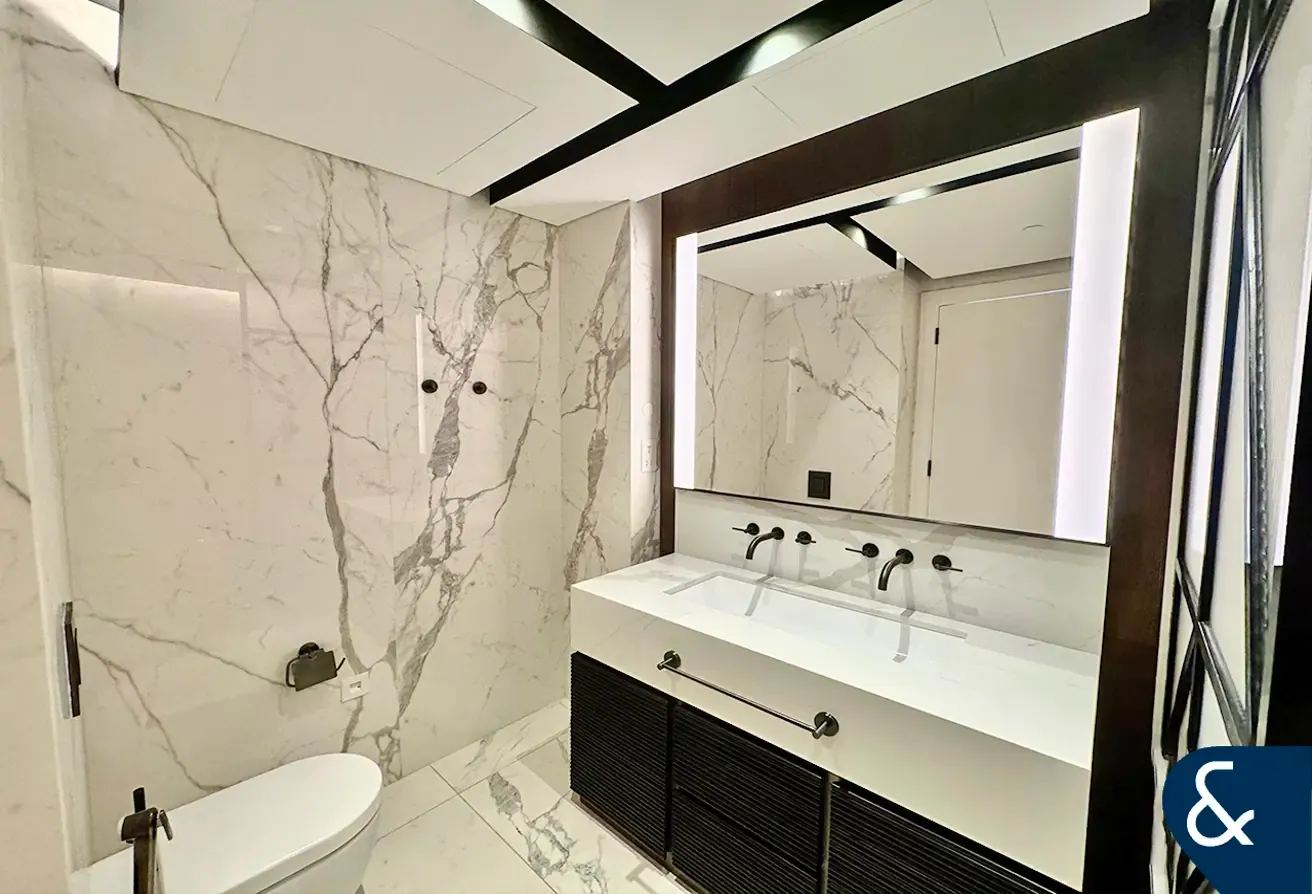 1 Bed | High Floor | Luxury | Unfurnished