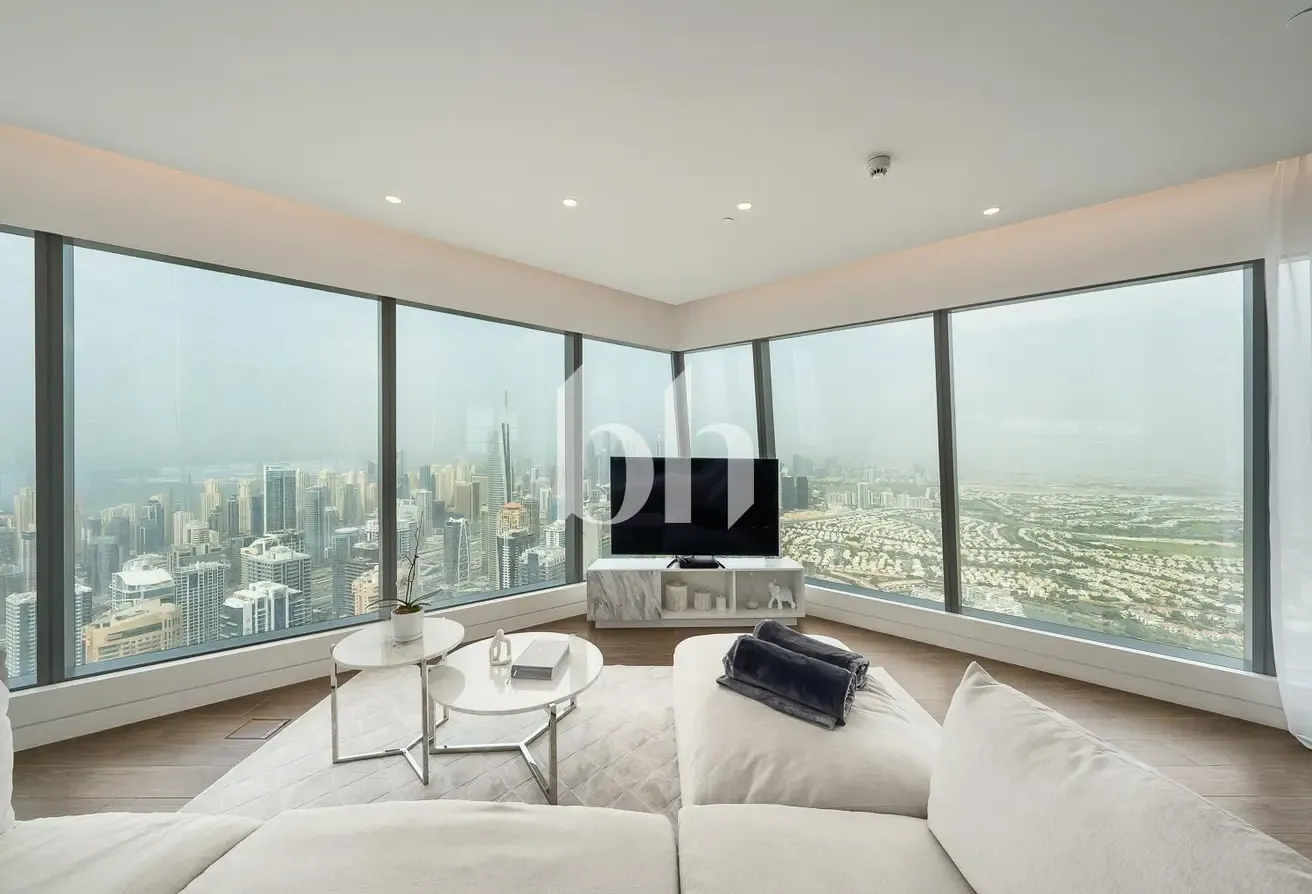 Vacant June | High floor | Stunning views