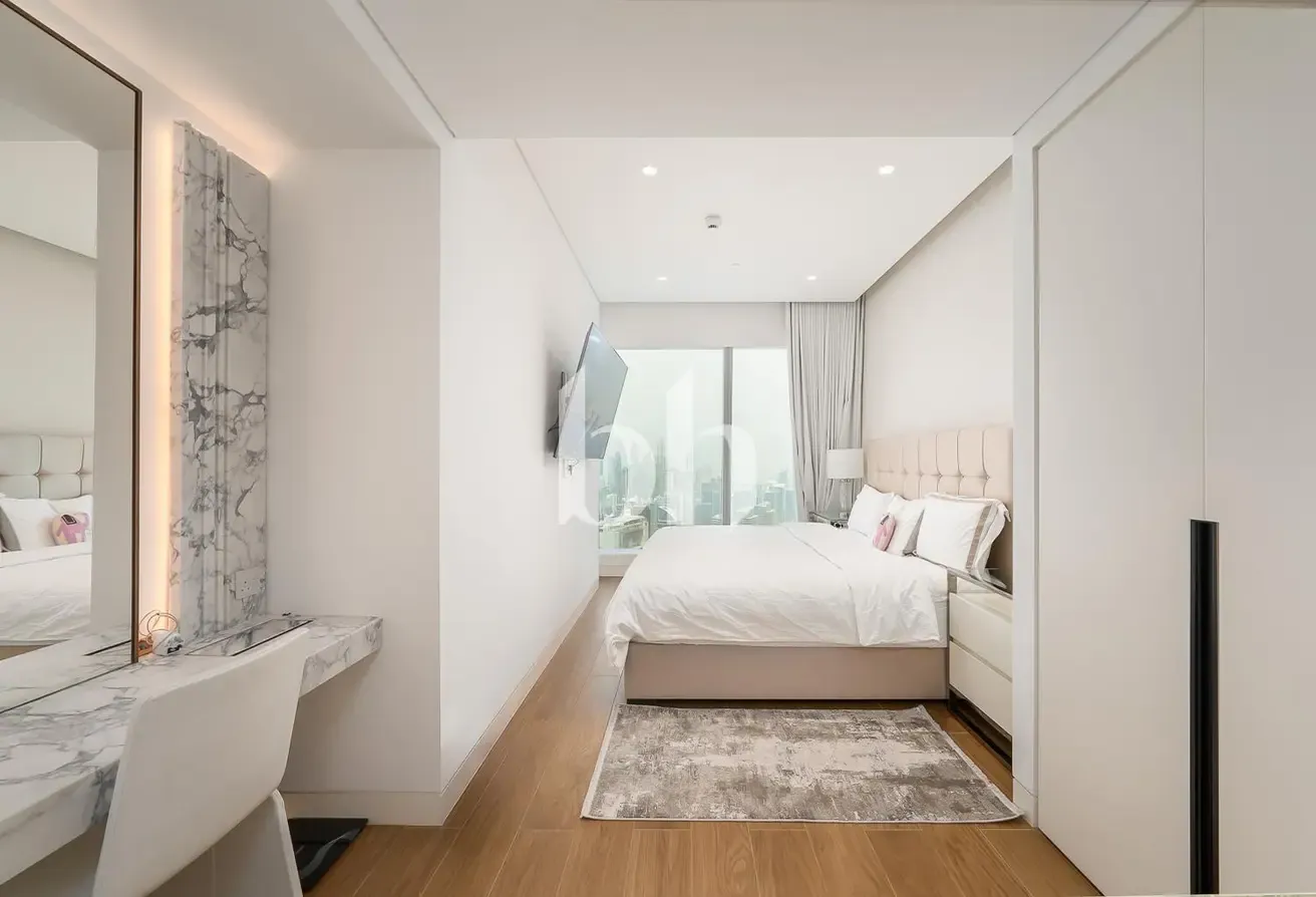 Vacant June | High floor | Stunning views