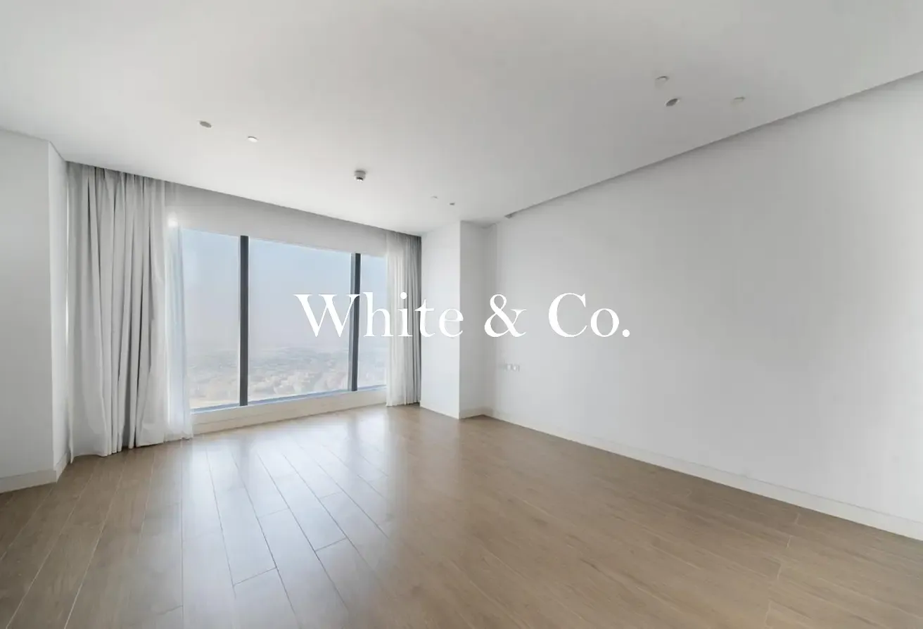 Flexible Cheques | Unfurnished | Large