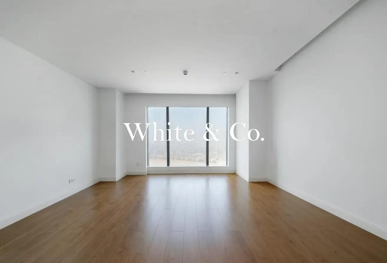 Flexible Cheques | Unfurnished | Large