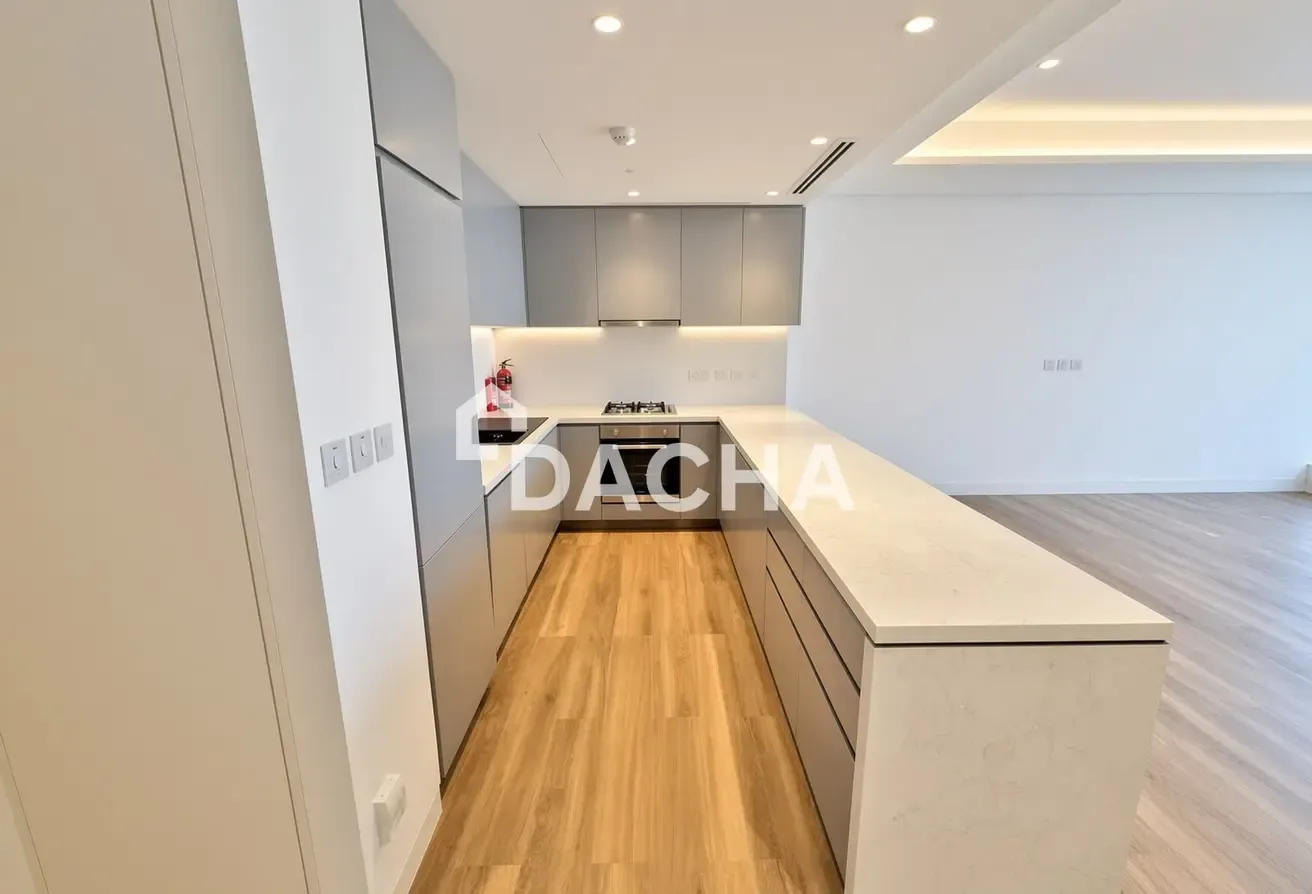 Large Layout | Vacant Now | Stunning Views