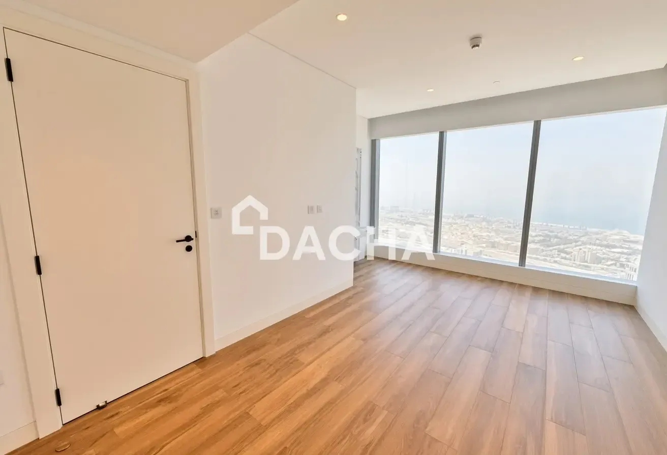 Large Layout | Vacant Now | Stunning Views