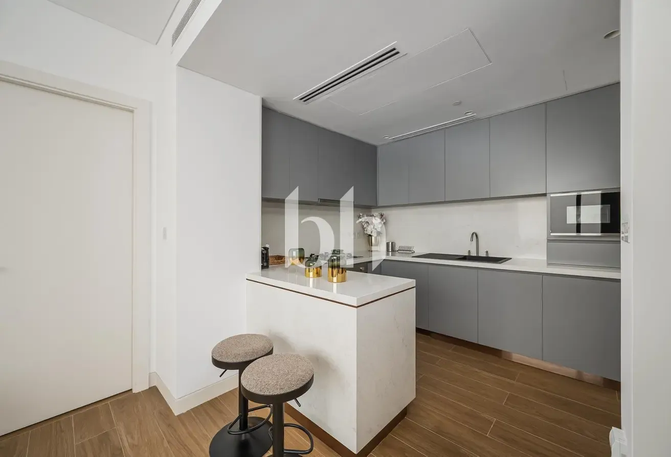 Jumeirah Island's View | Furnished | High Flor