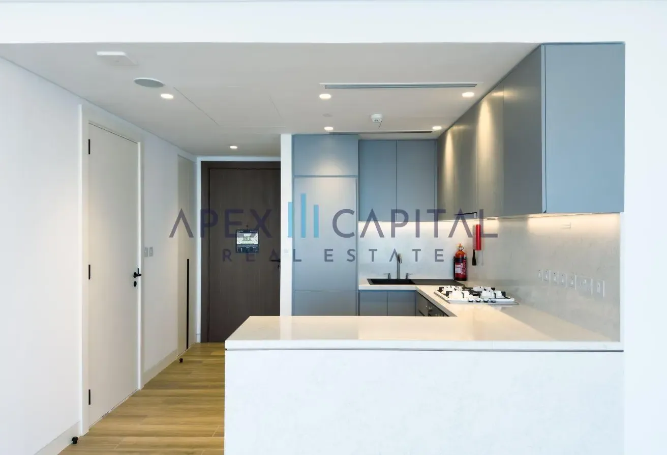 Jumeirah Circle Island View | High Floor | Vacant