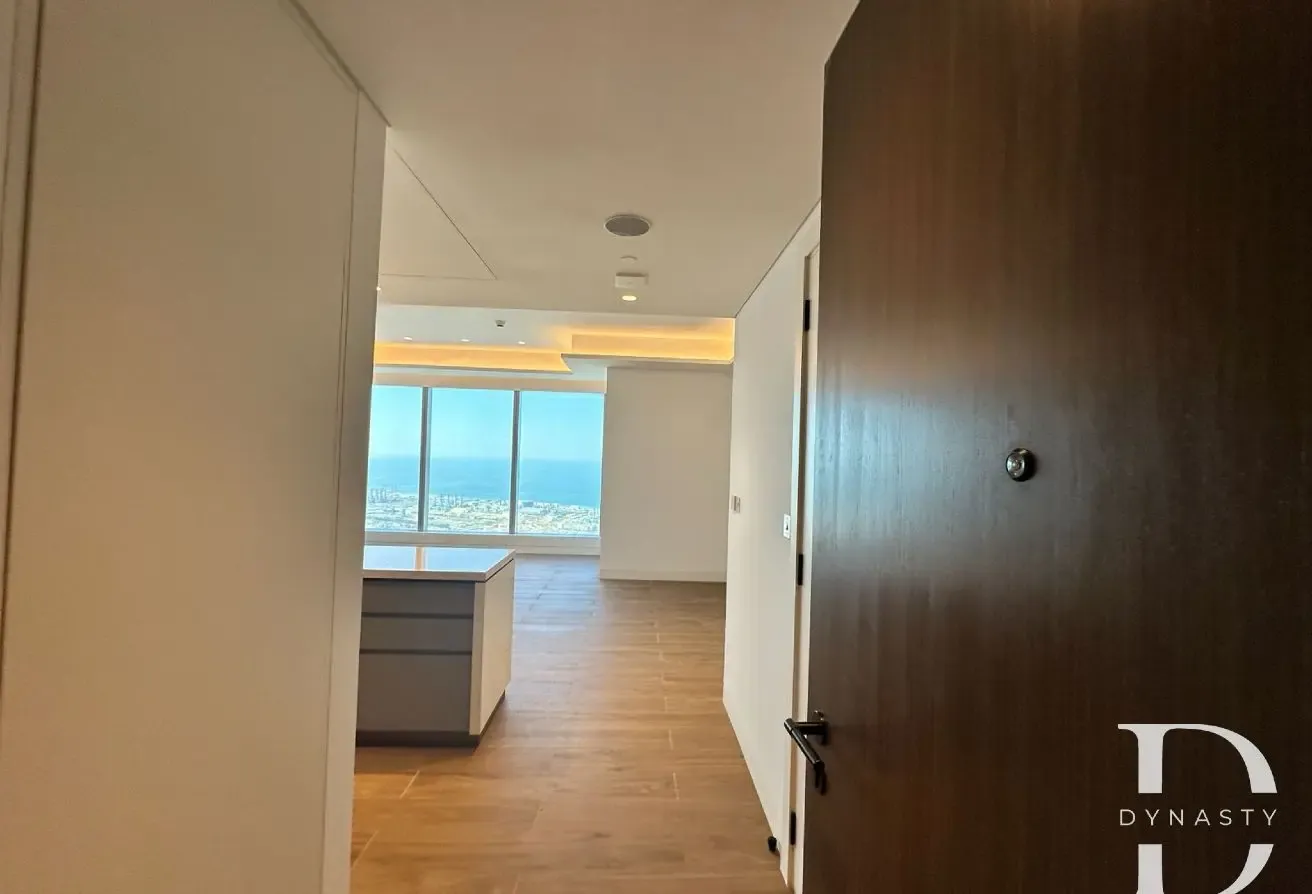 Sunset View | High Floor | With Kitchen Appliances