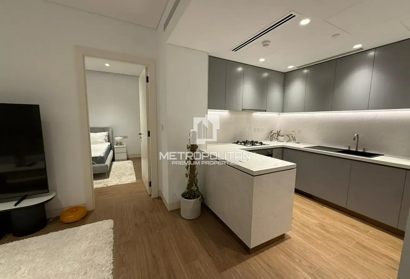 Vacant | Highest Floor | Furnished | Exclusive