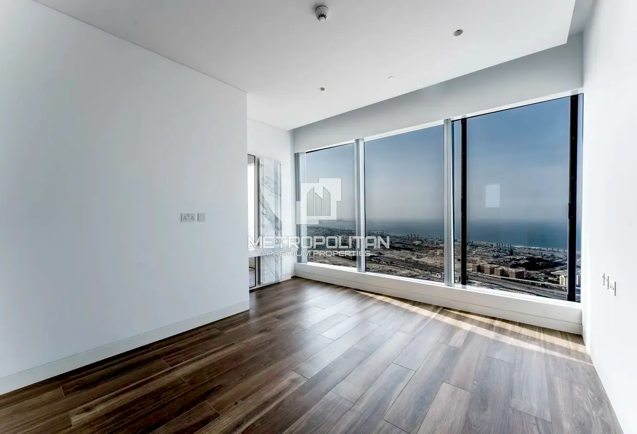 Elevated Floor | Ultra Luxury Building | Spacious