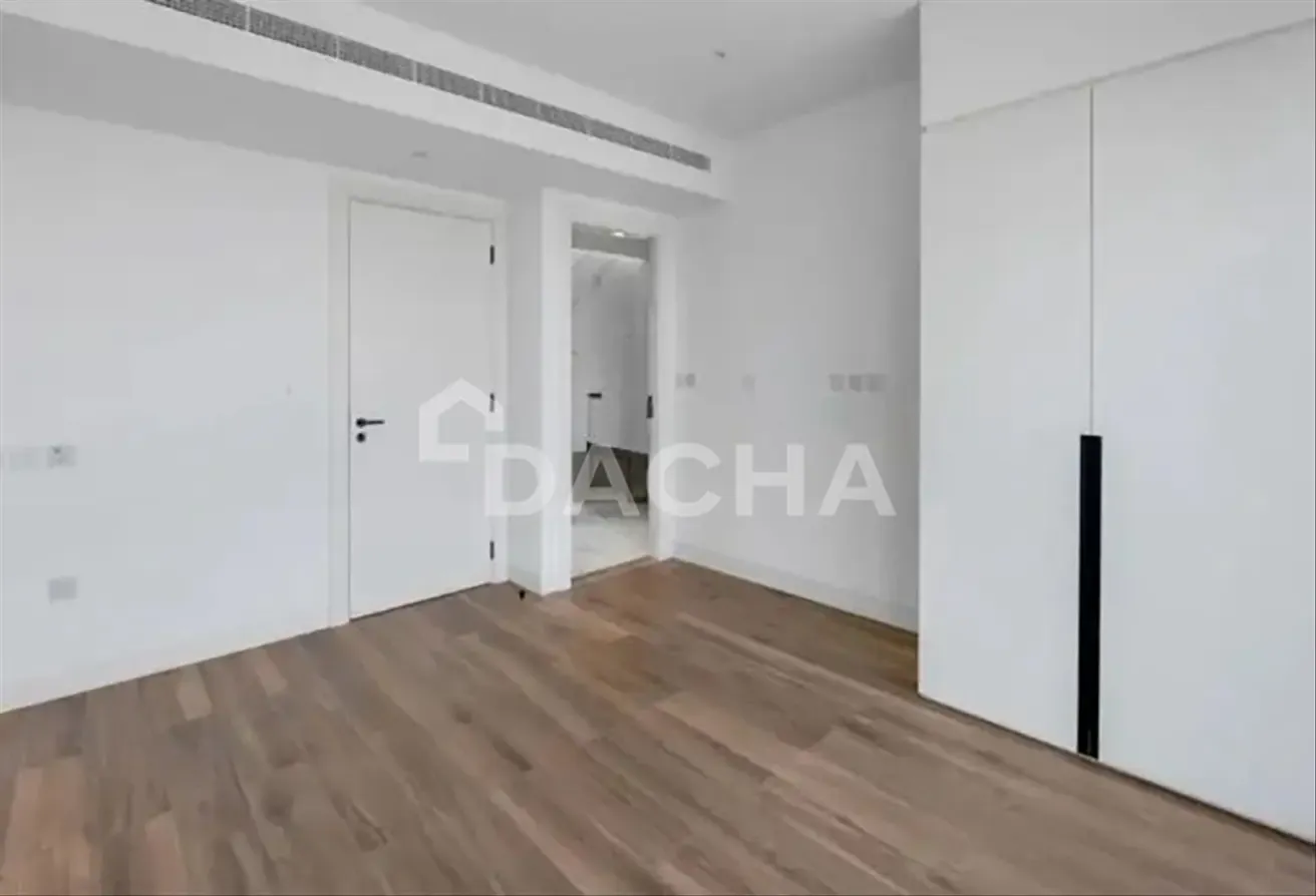 Rare Duplex | Jumeirah Island View |Biggest Layout