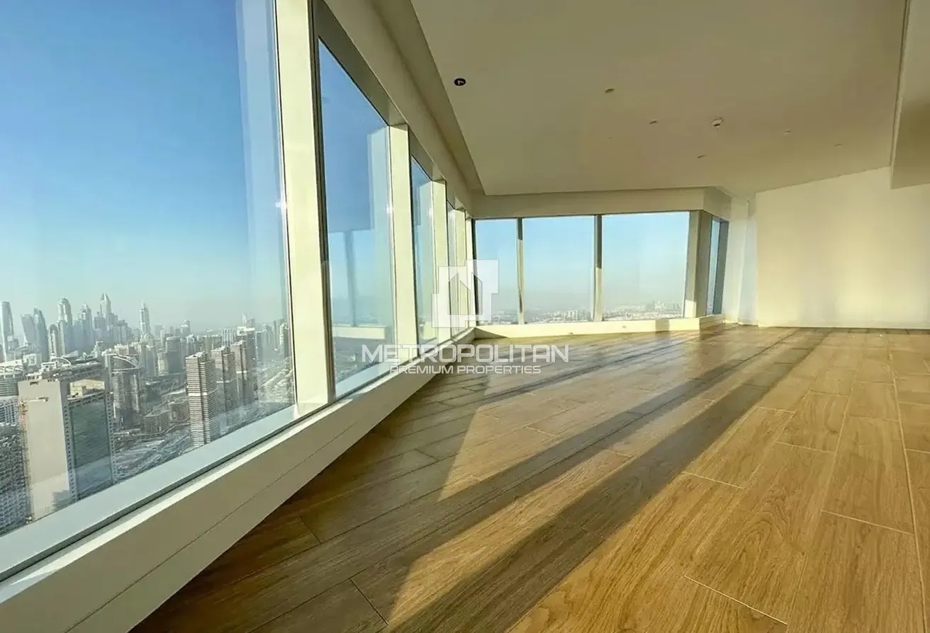 Unique Layout | Panoramic Views | Large 3BR