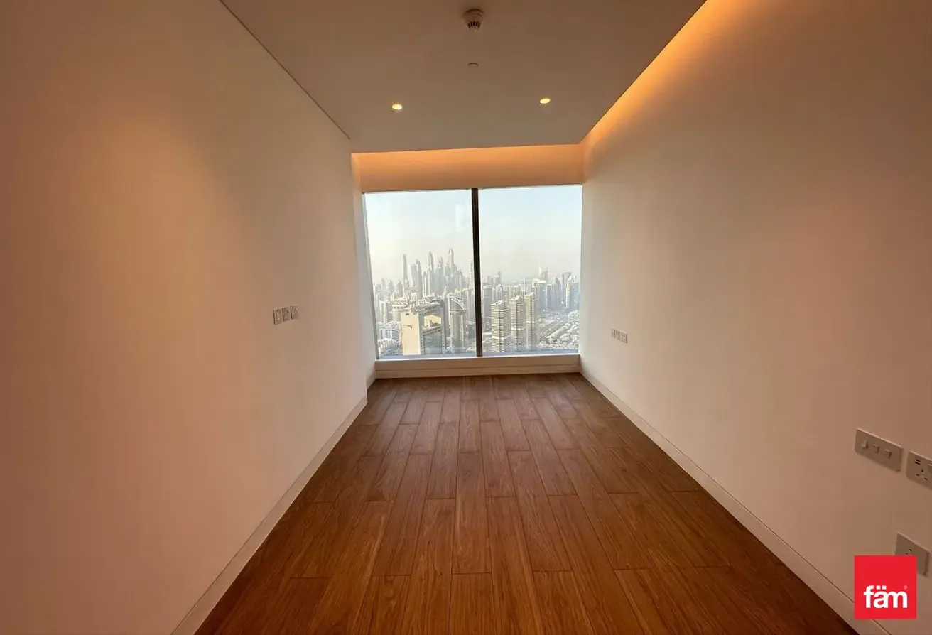 Panoramic Views | Lux Living On The Top