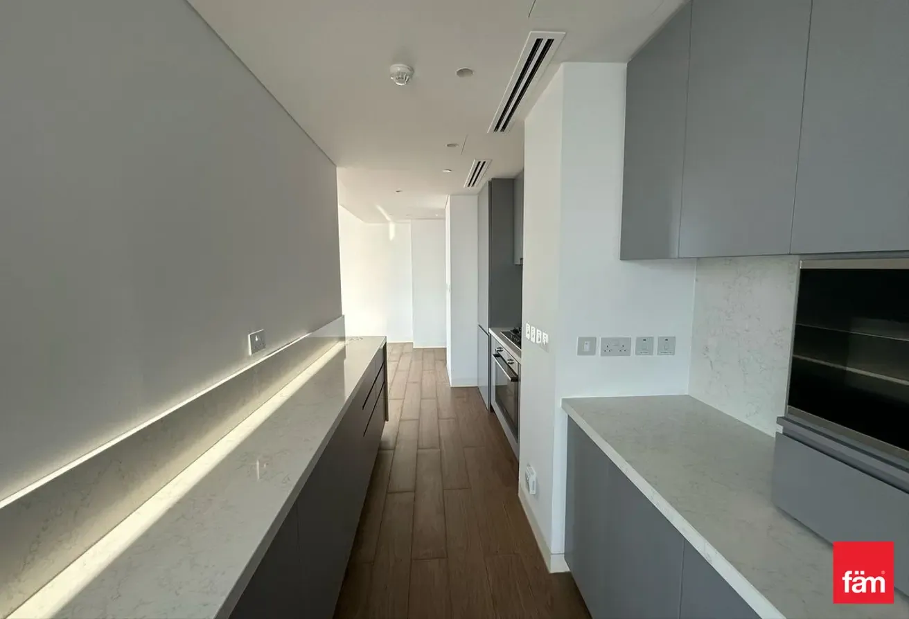 Panoramic Views | Lux Living On The Top