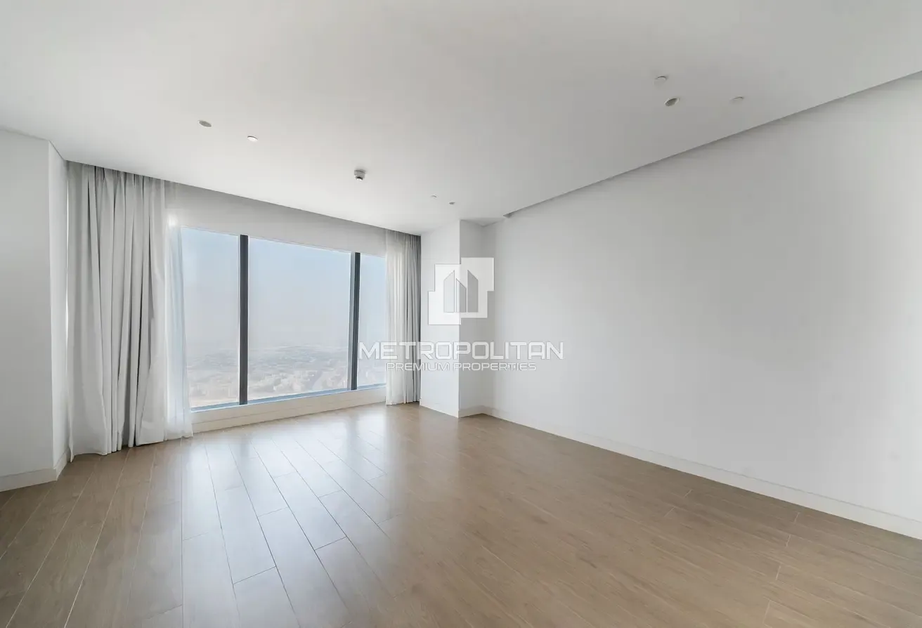 Large 1-Bed | High Floor | Ready End of August