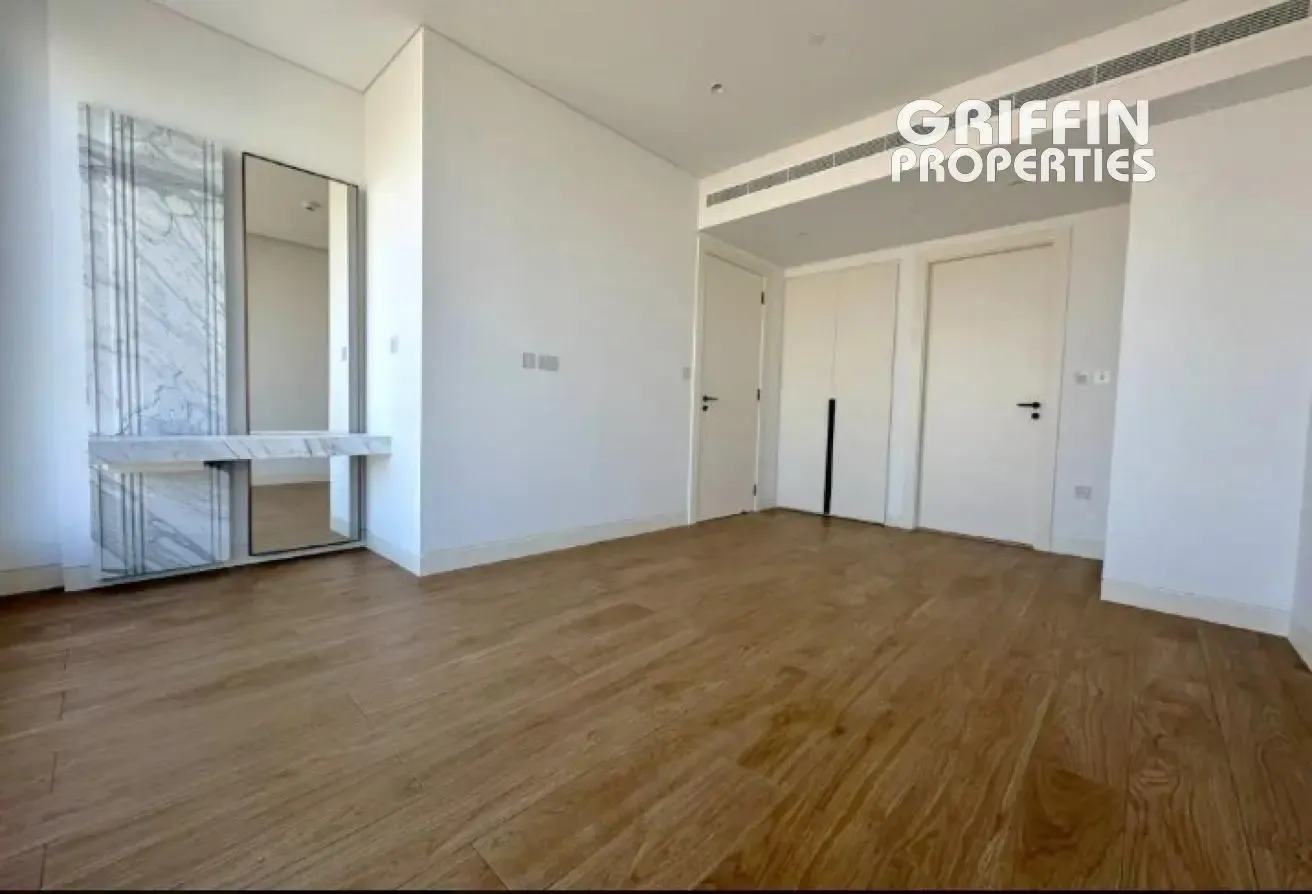 1BED | Kitchen Appliances | Available from August