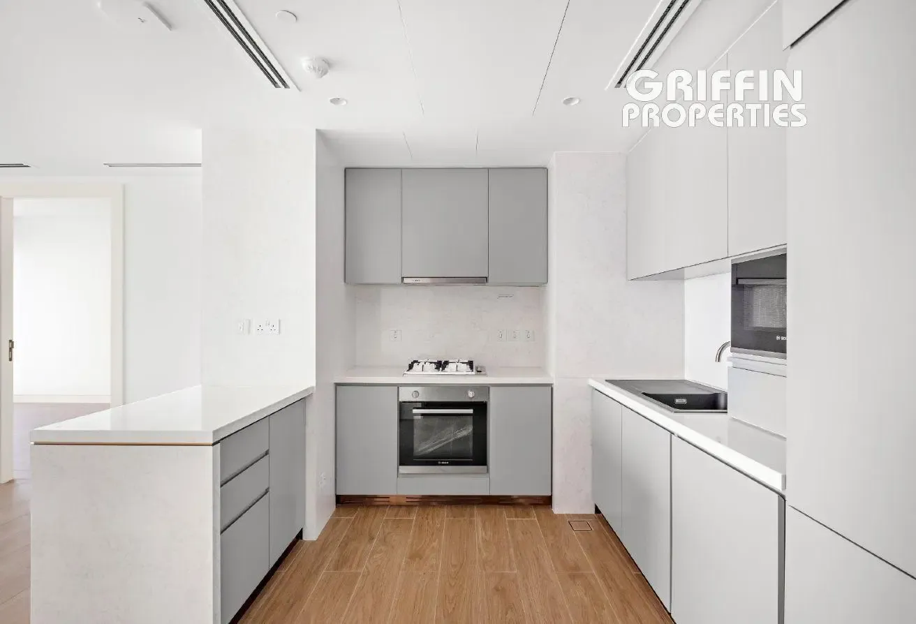 1BED | Kitchen Appliances | Available from August