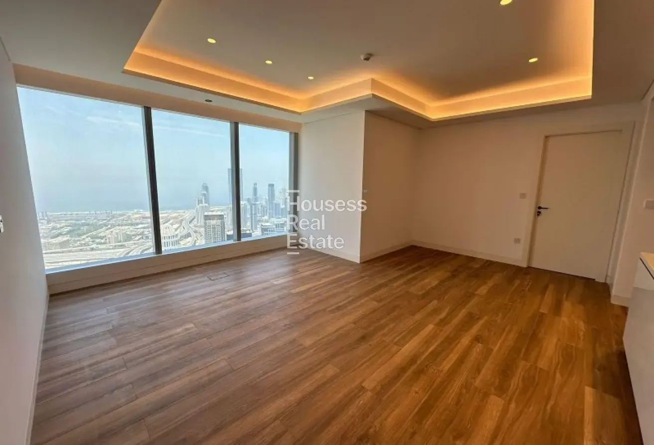 High floor | Amazing Views | Spacious